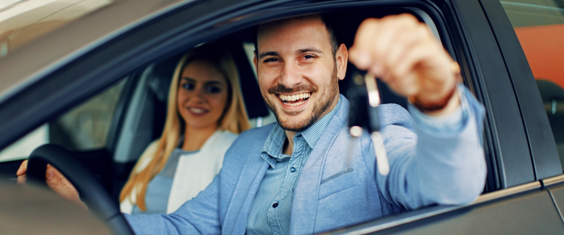 A personal car loan customer from Ephrata National Bank in his car